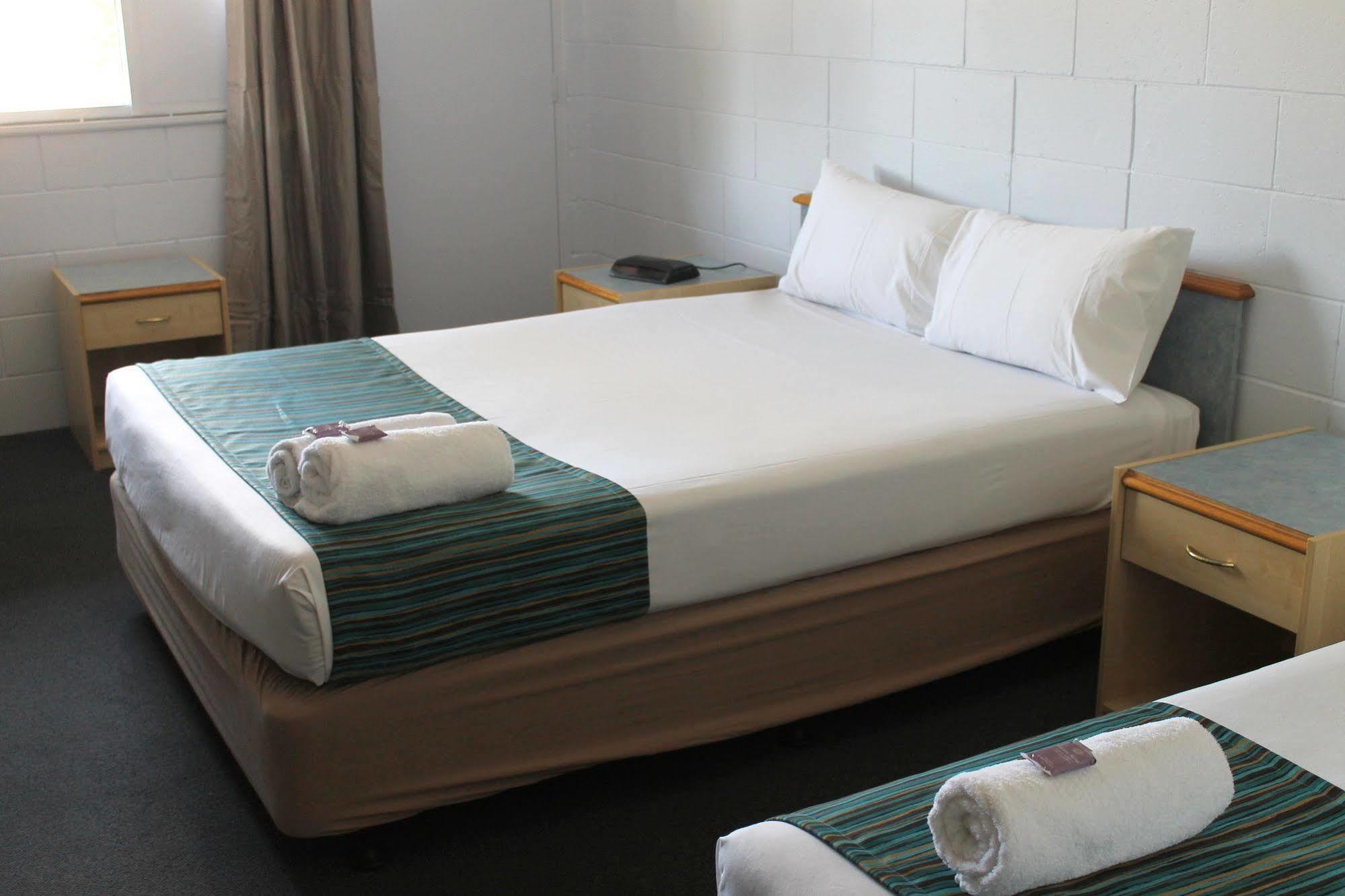 Rocky Glen Hotel Motel Gladstone Eksteriør billede